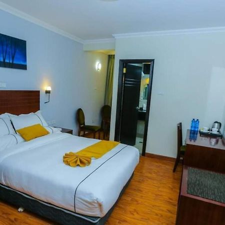 Zemalex Hotel Αντίς Αμπέμπα Εξωτερικό φωτογραφία